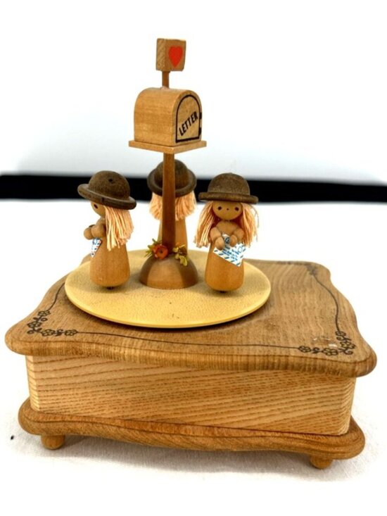 Schmid Other - Schmid Music Box Wood Dancing Spinning Girls Waiting for Love Letters Works